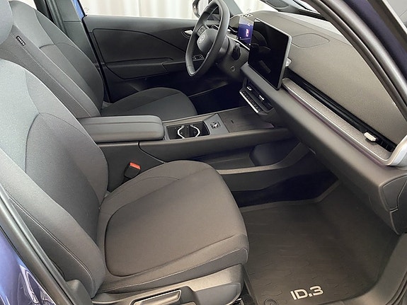 Volkswagen ID.3 Neo 7 of 10