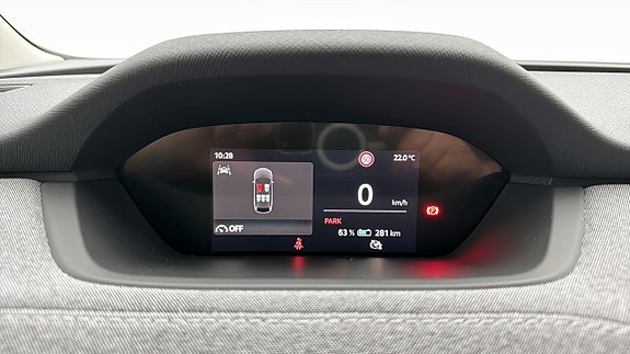 Skoda Enyaq 15 of 21