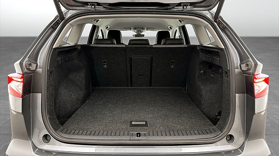 Skoda Enyaq 12 of 21
