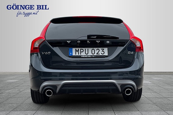Volvo V60 7 of 16