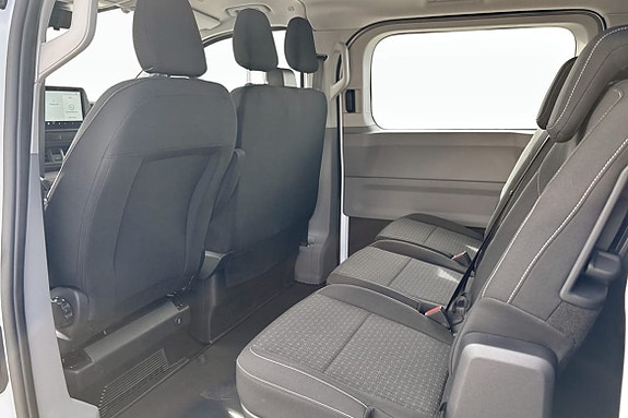 Ford Transit Custom 18 of 22