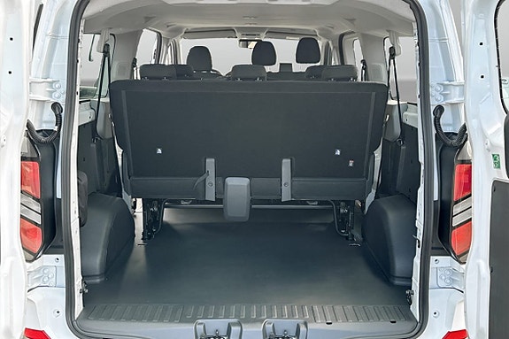 Ford Transit Custom 20 of 22