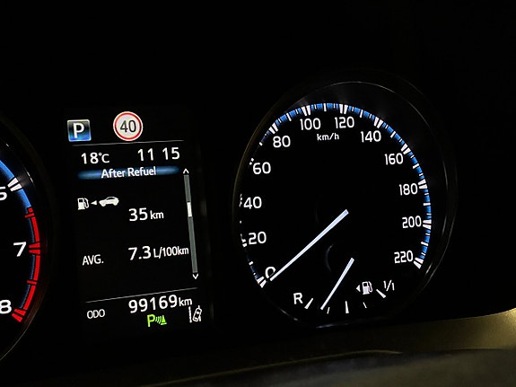 Toyota RAV4 22 of 24