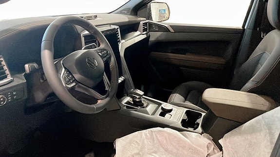 Volkswagen Amarok 7 of 12