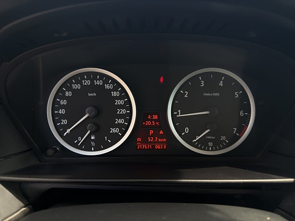BMW 530i 12 of 18