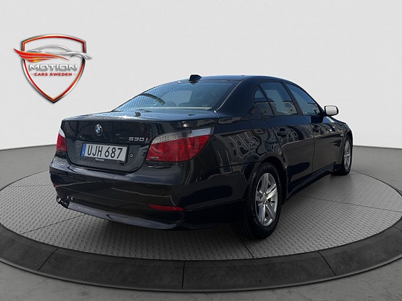 BMW 530i 5 of 18