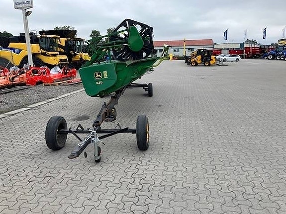 John Deere 2264 6 of 16