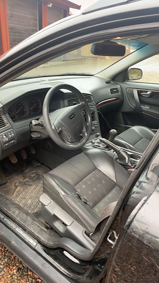 Volvo V70 4 of 4