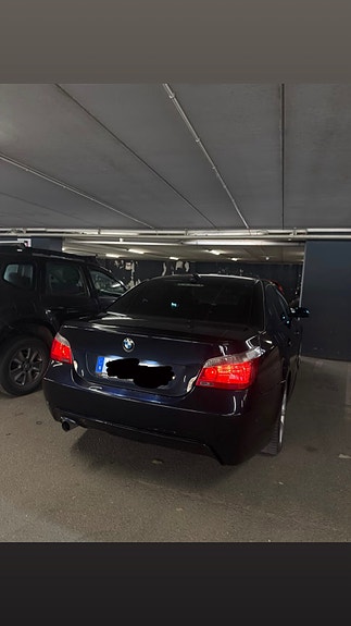 BMW 525i 4 of 9