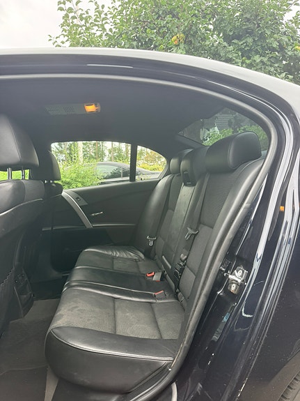 BMW 525i 7 of 9