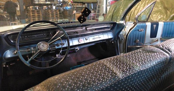 Pontiac Bonneville 7 of 10