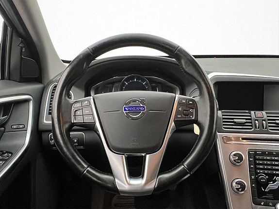 Volvo XC60 20 of 27