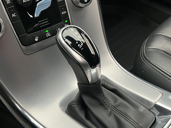 Volvo XC60 24 of 27