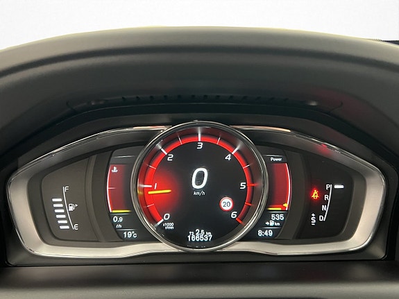 Volvo XC60 21 of 27