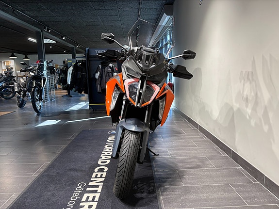 KTM 1290 Super Duke GT/Techpack/Akra/Toppbox 4 of 16