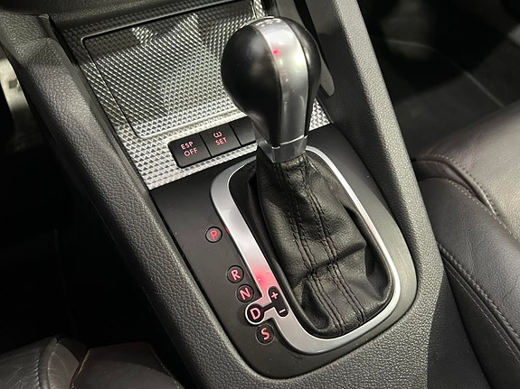 Volkswagen Golf V 18 of 24