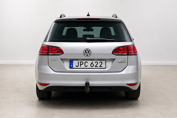 Volkswagen Golf VII 7 of 26