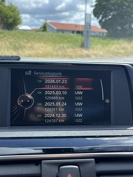 BMW 320d 28 of 30