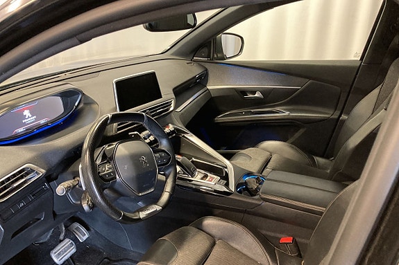 Peugeot 5008 6 of 8