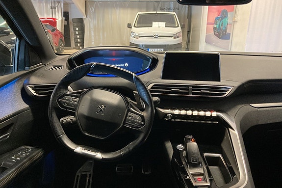 Peugeot 5008 7 of 8