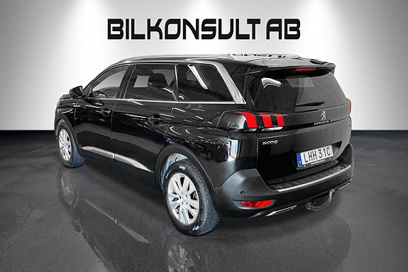 Peugeot 5008 4 of 8