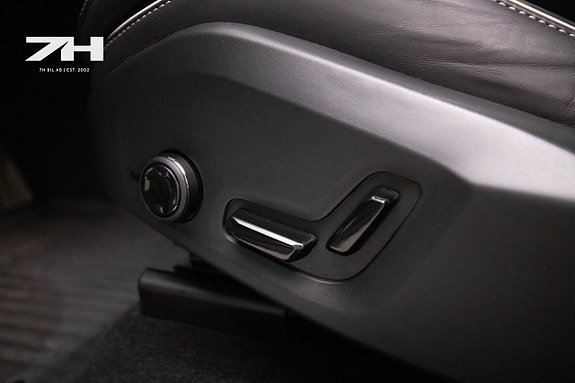 Volvo XC60 16 of 22