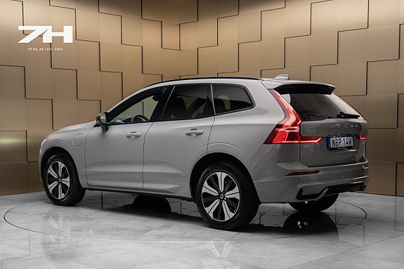 Volvo XC60 3 of 22