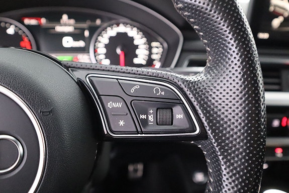Audi A4 15 of 22