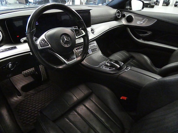 Mercedes-Benz E200 13 of 25