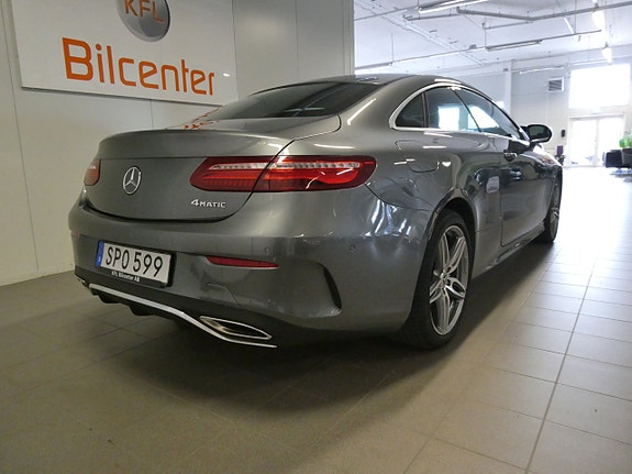 Mercedes-Benz E200 6 of 25