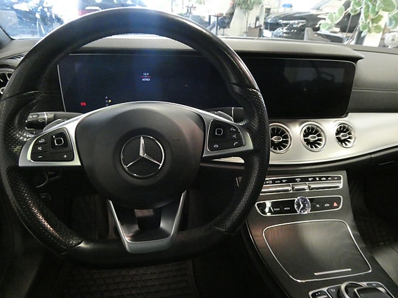 Mercedes-Benz E200 16 of 25