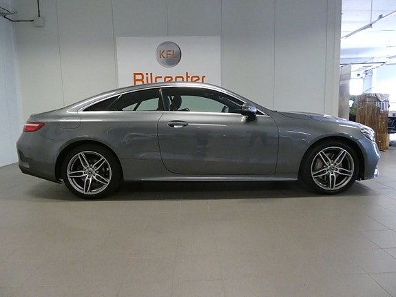 Mercedes-Benz E200 5 of 25