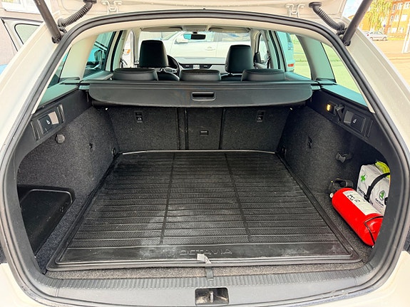 Skoda Octavia Scout 20 of 22