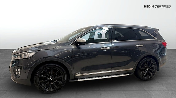 Kia Sorento 8 of 20