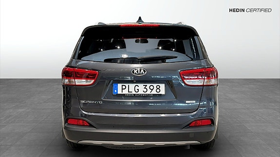 Kia Sorento 5 of 20