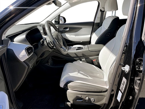 Hyundai Santa Fe 5 of 21