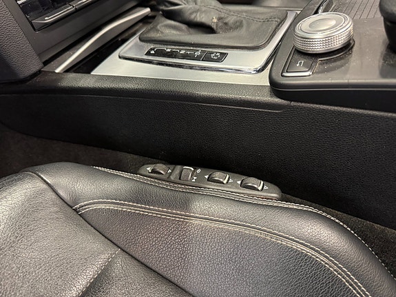 Mercedes-Benz E200 12 of 18