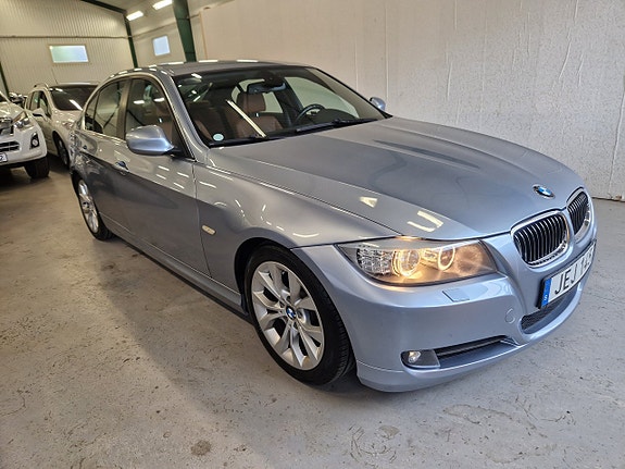 BMW 325i 2 of 19