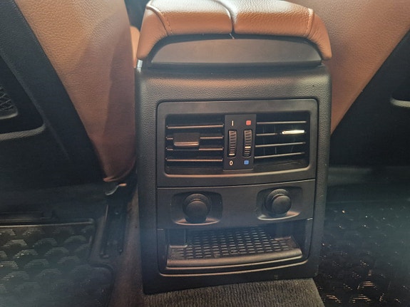 BMW 325i 11 of 19