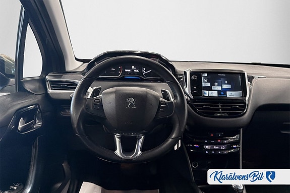 Peugeot 208 10 of 15