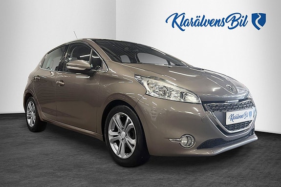 Peugeot 208 5 of 15