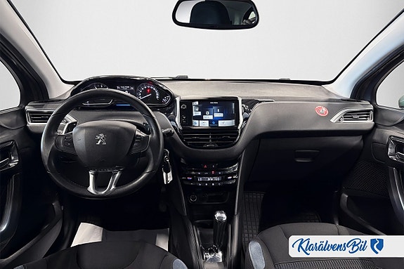 Peugeot 208 11 of 15