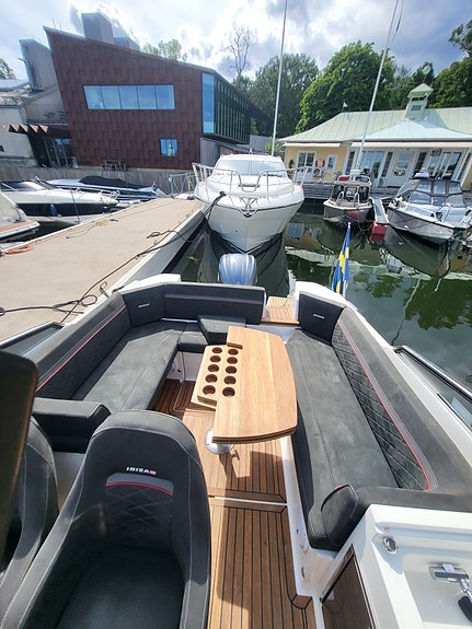 Ibiza 811 Touring Norsk handbyggd premium båt med Yamaha F300 V6 21 i bruk 2022 5 of 12