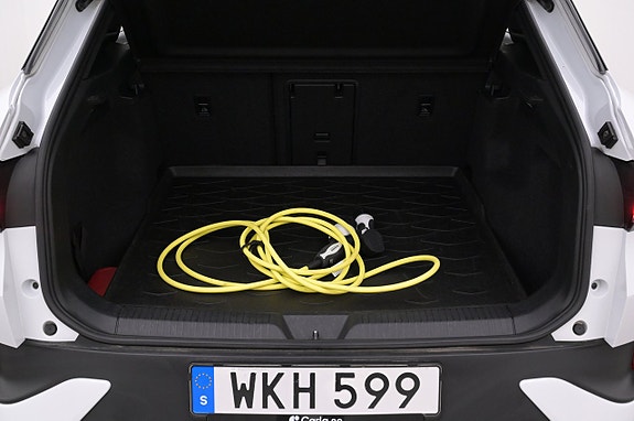 Volkswagen ID.4 GTX 21 of 25