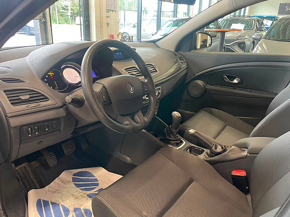 Renault Megane 15 of 21
