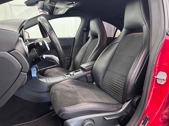 Mercedes-Benz CLA220 7 of 16
