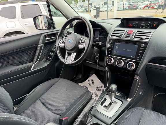 Subaru Forester 11 of 30