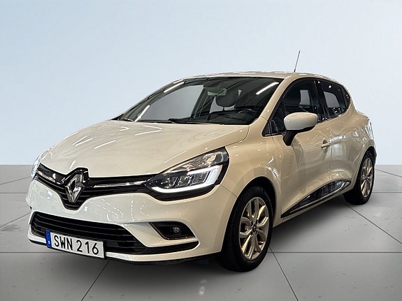 Renault Clio 16 of 23