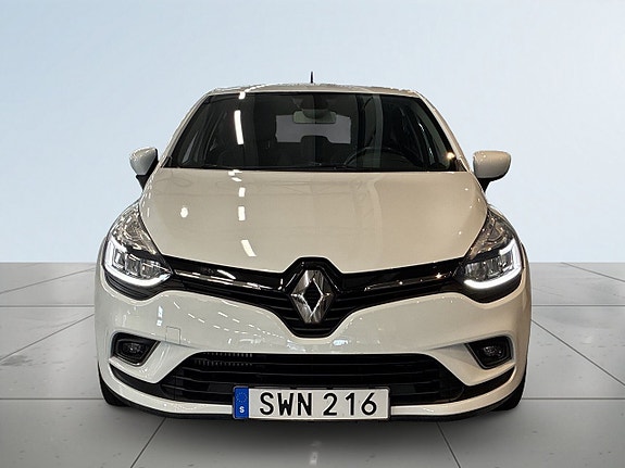 Renault Clio 2 of 23