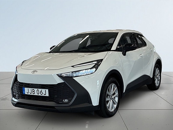 Toyota C-HR 16 of 23